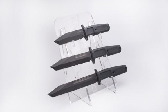 THREE KNIVES DISPLAY | Extrema Ratio
