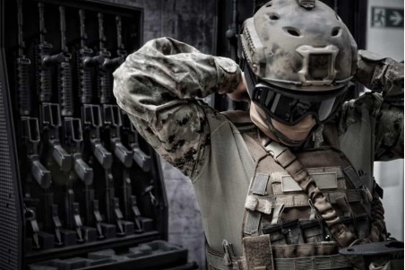 GUNCASE - PORTABLE WEAPONS RACK