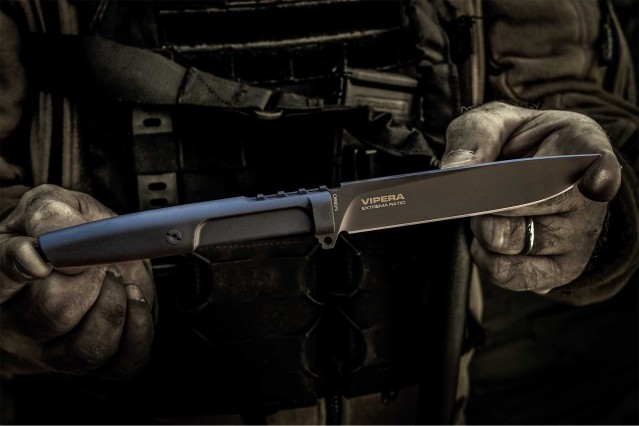 VIPERA TOTAL BLACK M390 | Extrema Ratio