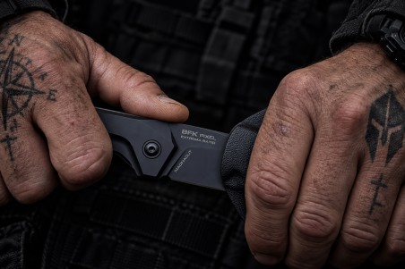BFK PIXEL | Extrema Ratio